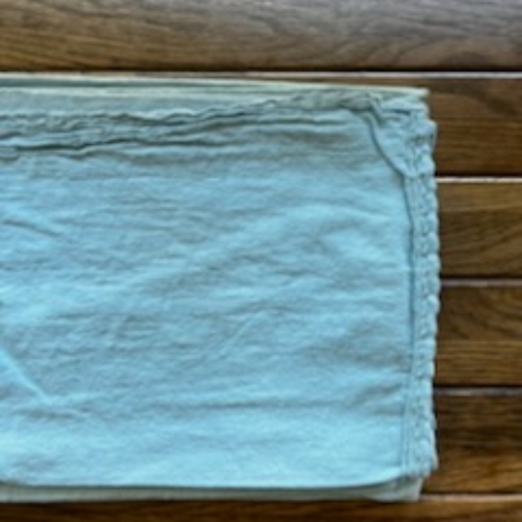 PIU BELLE SHABBY CHIC  BLUE LINEN COTTON TABLECOTH NWT 60X104 - Picture 10 of 16